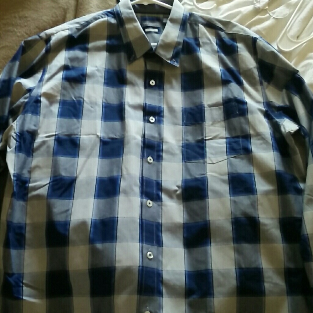 Van Heusen Dress Shirt NWOT